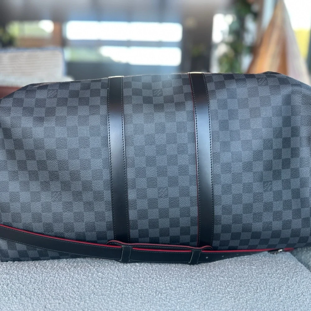 Louis Vuitton Keepall 55 Bandoulière Damier Graphite Red Trim Limited Edition